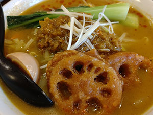 レンコンカレーラーメン