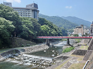箱根湯本駅