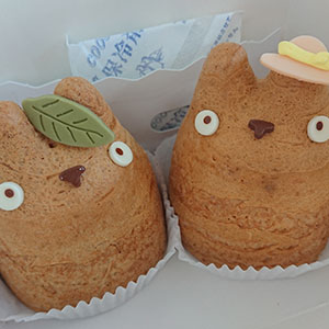 トトロのシュークリーム