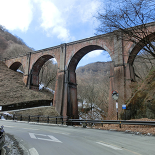 碓氷第三橋梁(めがね橋)