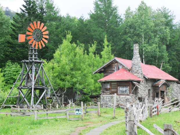 北海道旅行 五郎の石の家