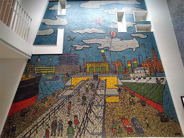 横浜マリンタワー モザイク画「昭和の横浜」