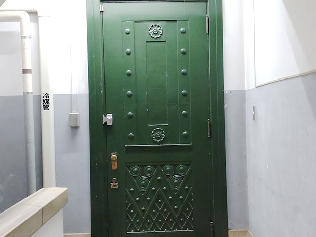 大倉山記念館 ドアの装飾