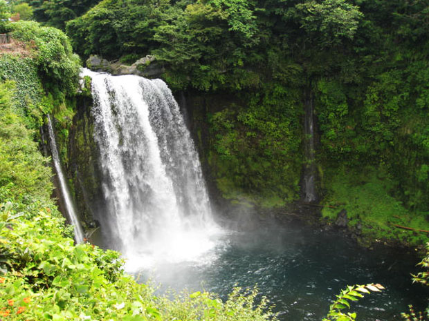 富士ドライブ 音止めの滝