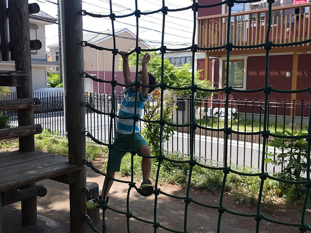 小塚山フィールドアスレチック公園