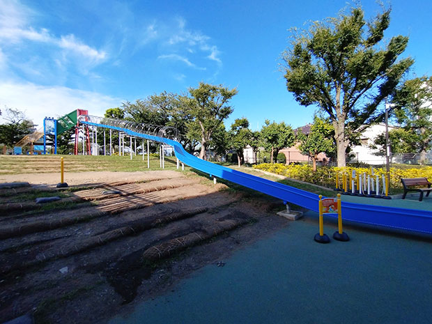 あらかわ遊園 すべり台