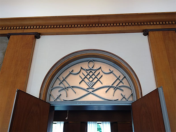 旧朝香宮邸 大客室 扉装飾