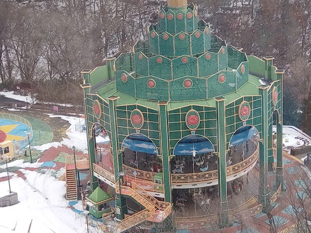 メリーゴーランド