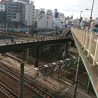 池袋人道橋パークブリッジ