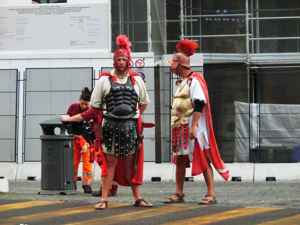 ローマ新婚旅行 グラディエーター