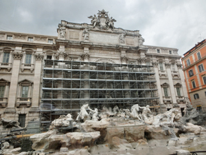 ローマ新婚旅行 トレビの泉