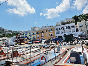 新婚旅行イタリア ナポリの港