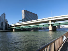隅田川散歩 隅田大橋