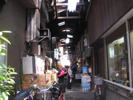 東京散歩 初音小路