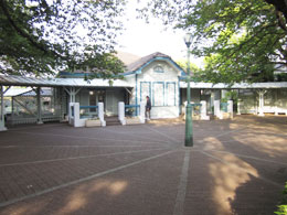 横浜散歩 山手68番館