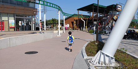 あらかわ遊園地 踏切