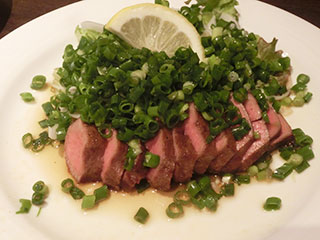 牛タンのたたき