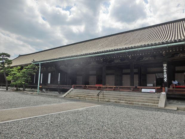 京都散歩 三十三間堂